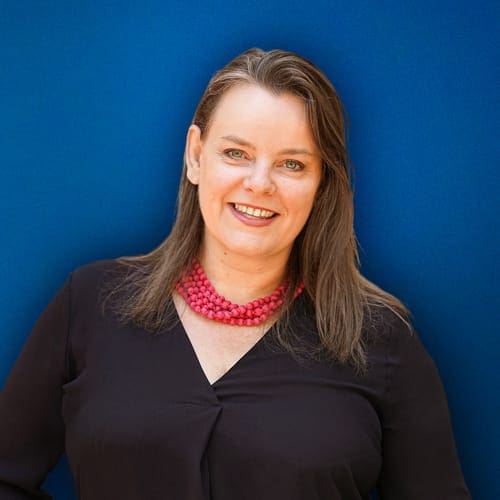 Margaret Ruvoldt headshot
